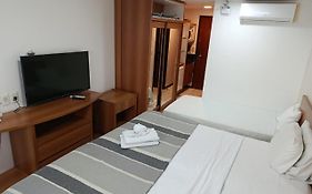 Yleus Aparthotel